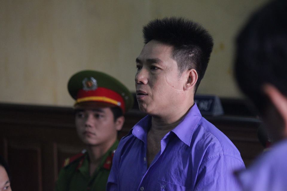 TAND Cấp cao tại TP HCM mở phiên toà xét xử phúc thẩm, tuyên y án tử hình đối với bị cáo Đặng Văn Tuấn (42 tuổi, ngụ TP HCM) về tội “Giết người”.