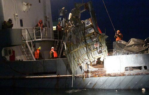 Vụ máy bay Nga rơi: Phi công muốn đáp xuống nước?