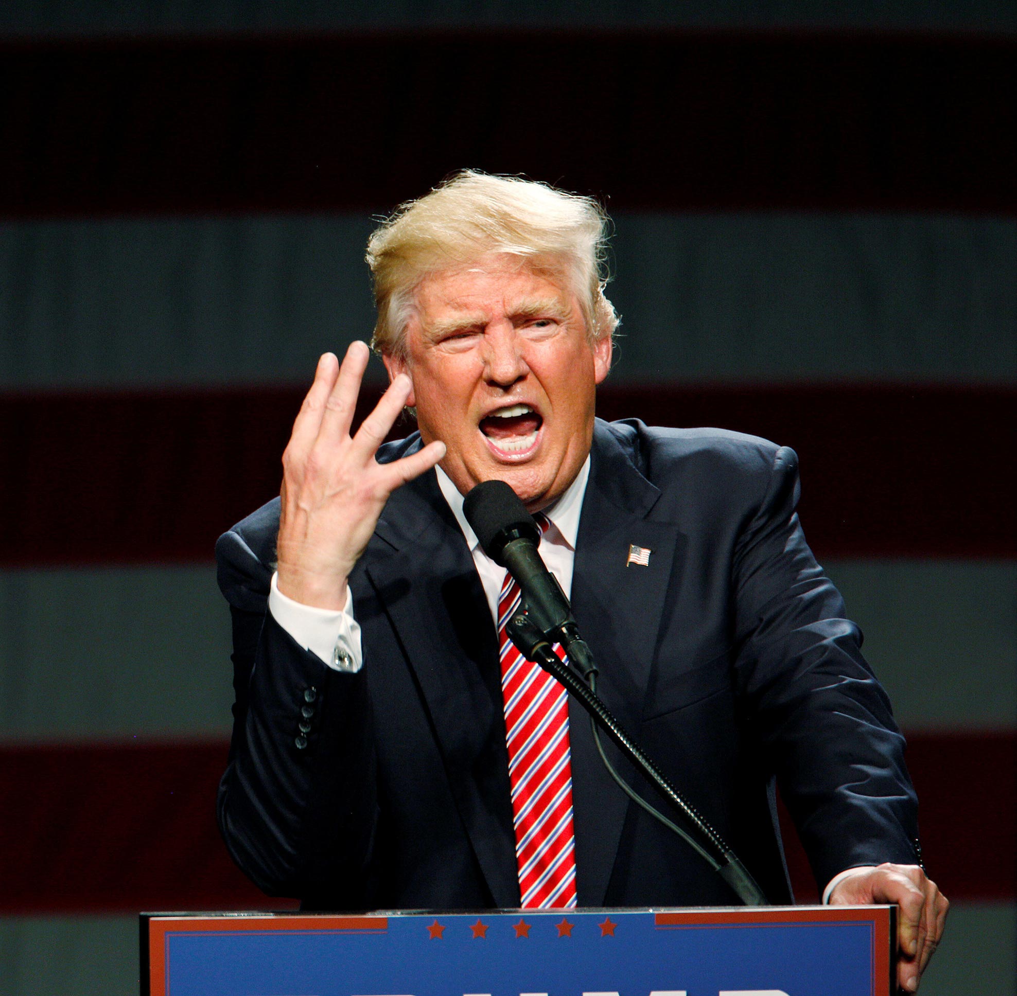 Thất bại lớn đầu tiên của ông Trump