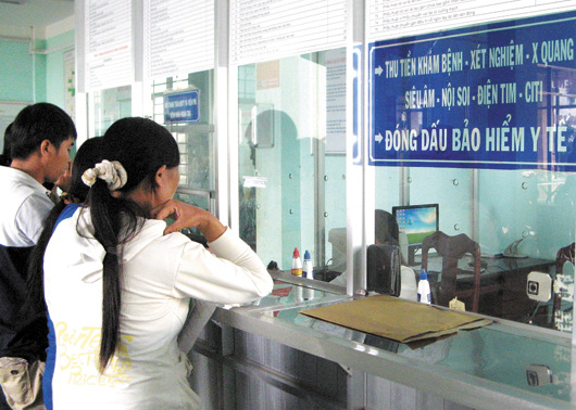 Rà soát tình trạng cấp trùng thẻ BHYT