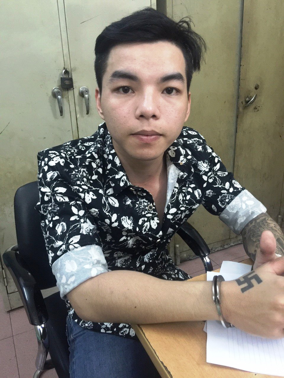 Mới ra tù "cặp đôi" đã giở trò cướp giật