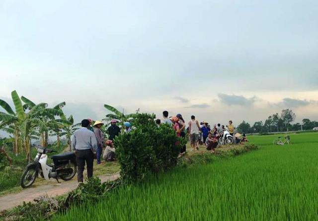 Người phụ nữ chết cháy cạnh chiếc xe máy do tự thiêu