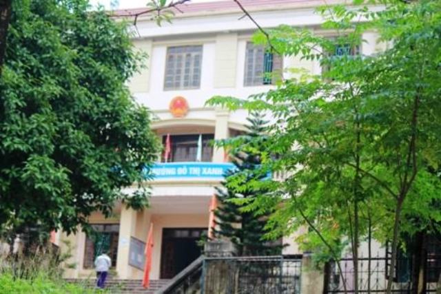 Công sở phường Đông Sơn đóng cửa trong giờ hành chính
