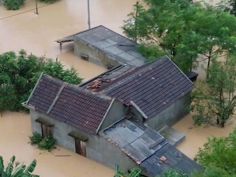 Lũ lịch sử ở Quảng Bình: Chìm hàng ngàn ngôi nhà, 5 người chết và mất tích