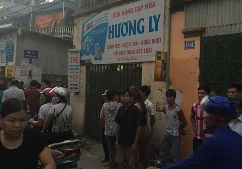 
Cửa h&agrave;ng b&aacute;n tạp h&oacute;a nơi xảy ra vụ cướp t&aacute;o tợn

