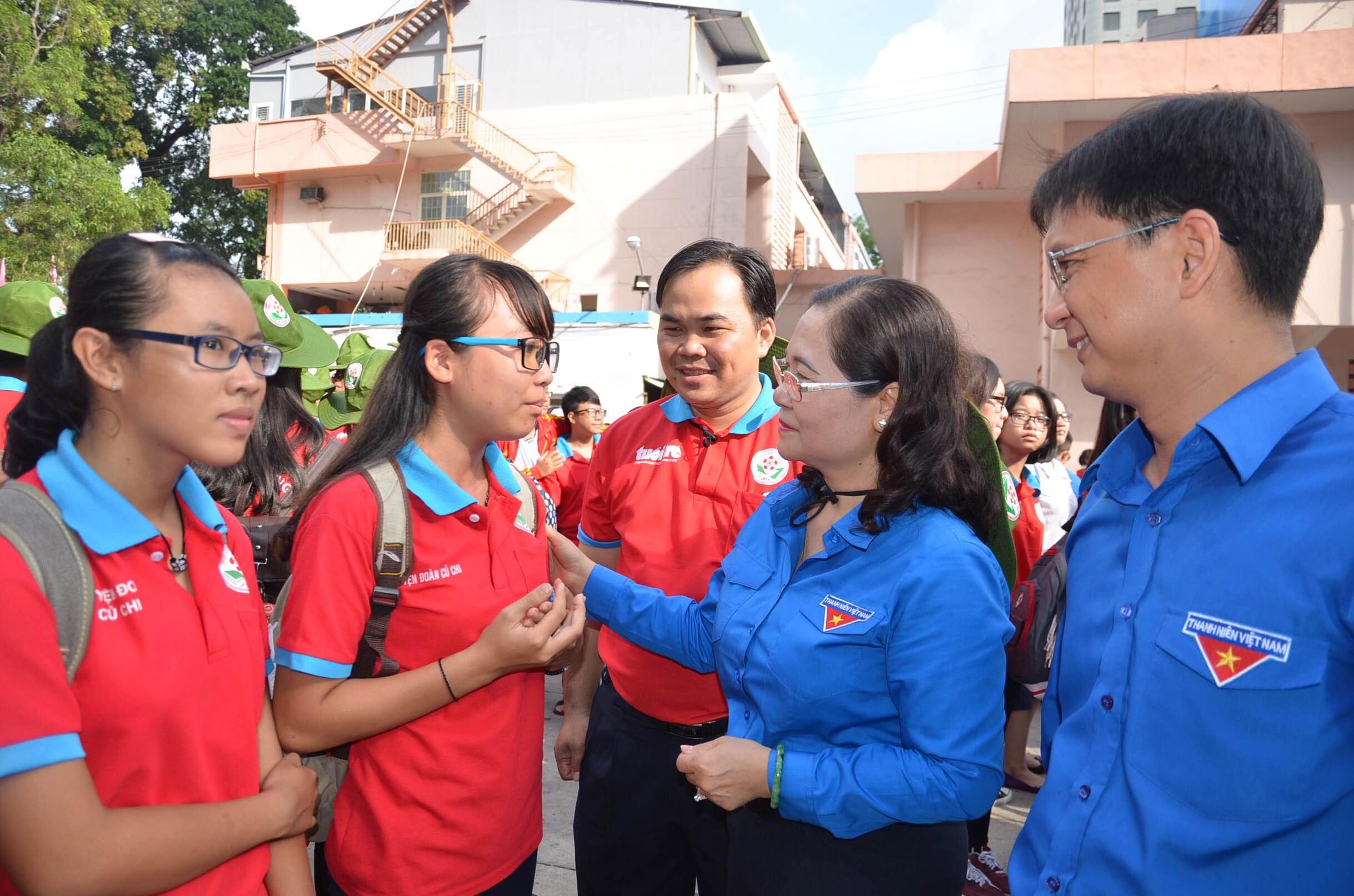TP HCM ra quân chiến dịch Hoa phượng đỏ