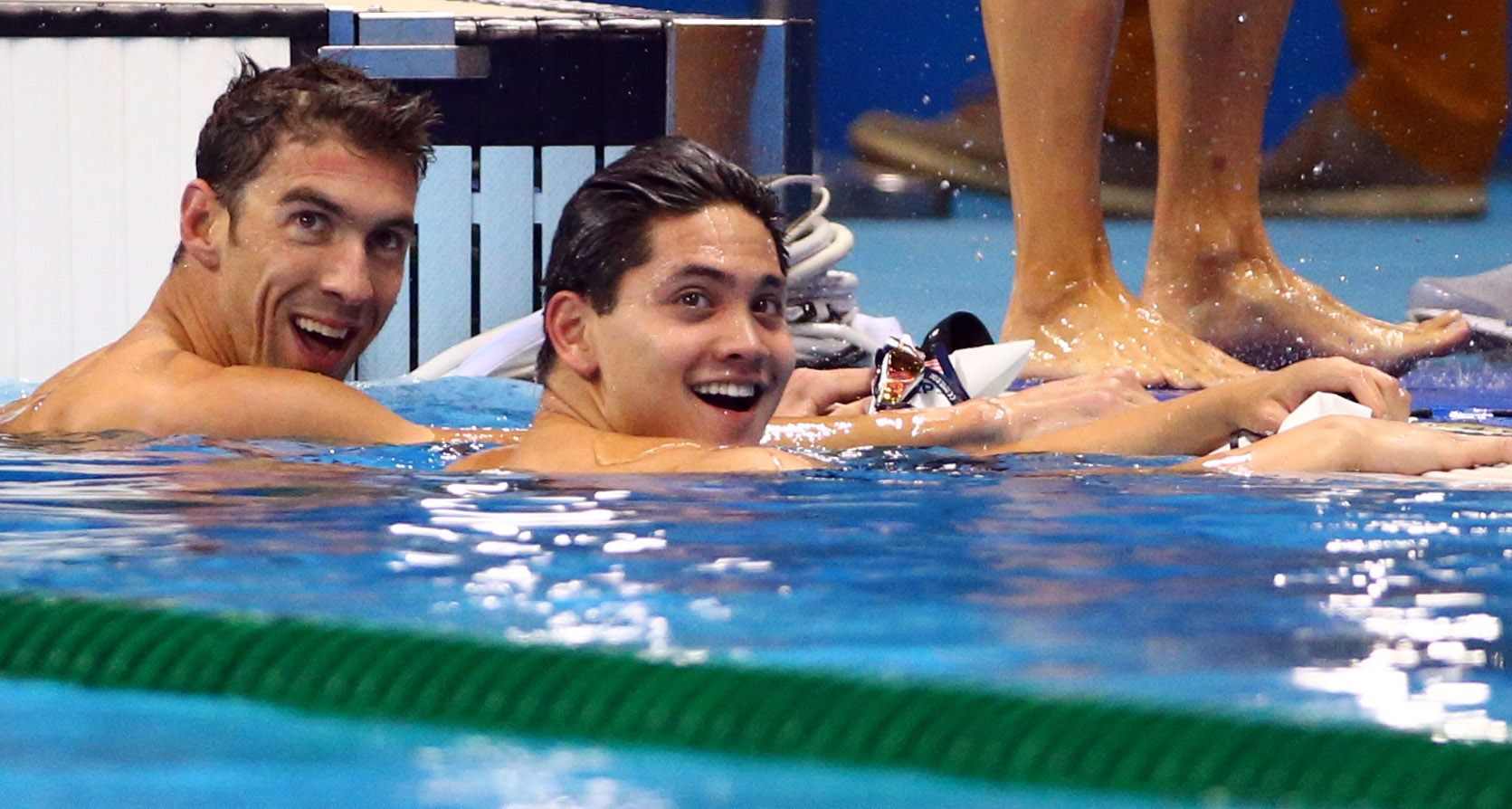 Sốc: Thần đồng bơi Singapore lại thắng Michael Phelps