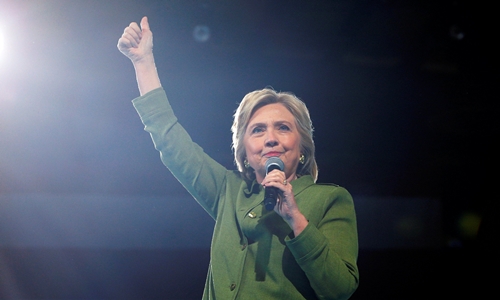 Bà Clinton làm nên lịch sử