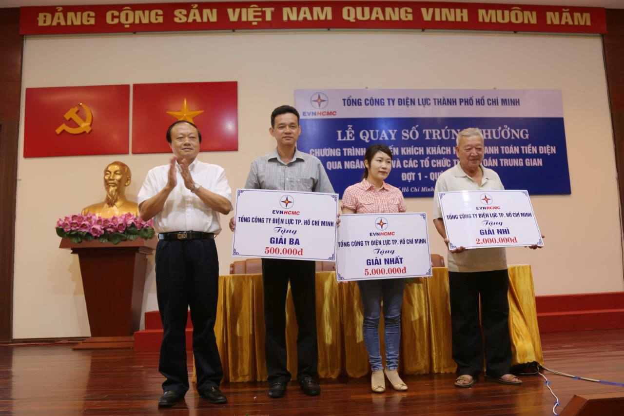 Trả tiền điện cũng được trúng thưởng