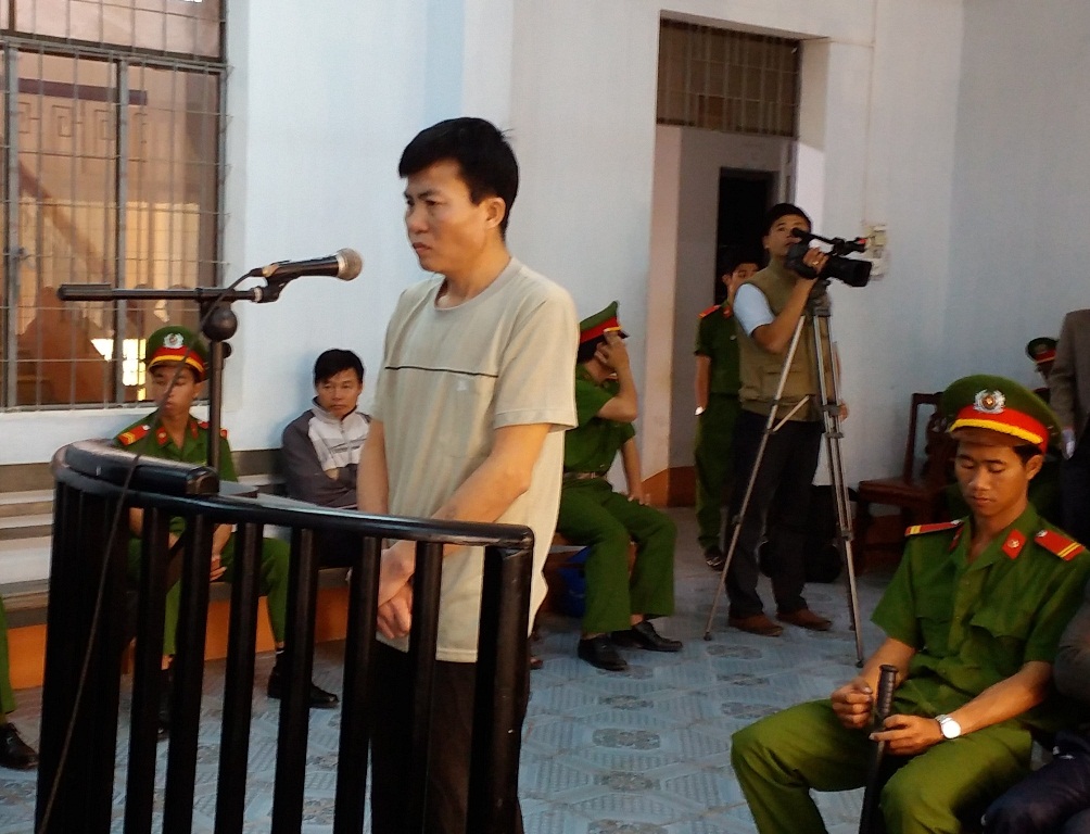 “Nổ” quen lãnh đạo tỉnh để lừa đảo, bị 12 năm tù