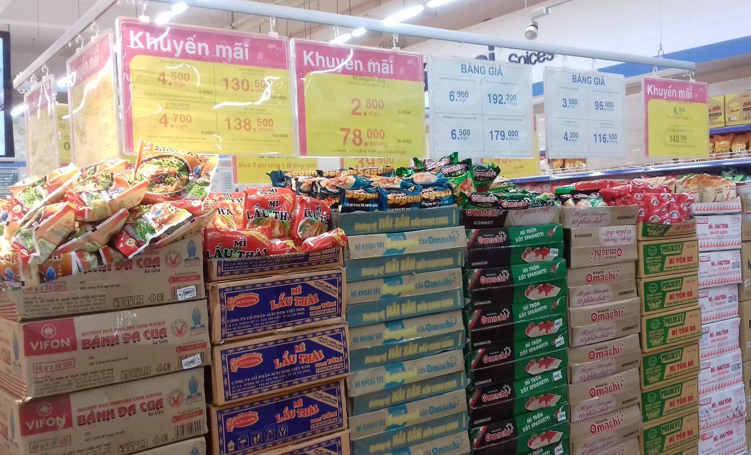 Doanh nghiệp chung tay hỗ trợ đồng bào miền Trung