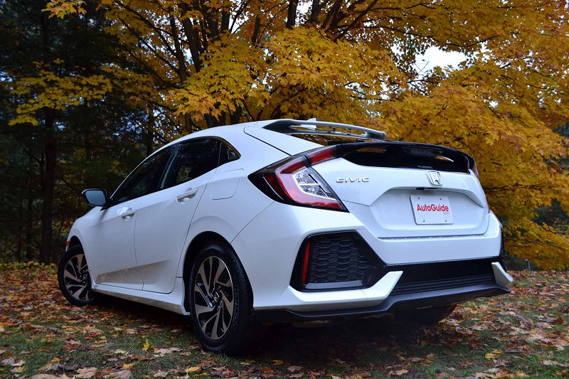 Đánh giá Honda Civic Hatchback 2017 có giá 440 triệu đồng