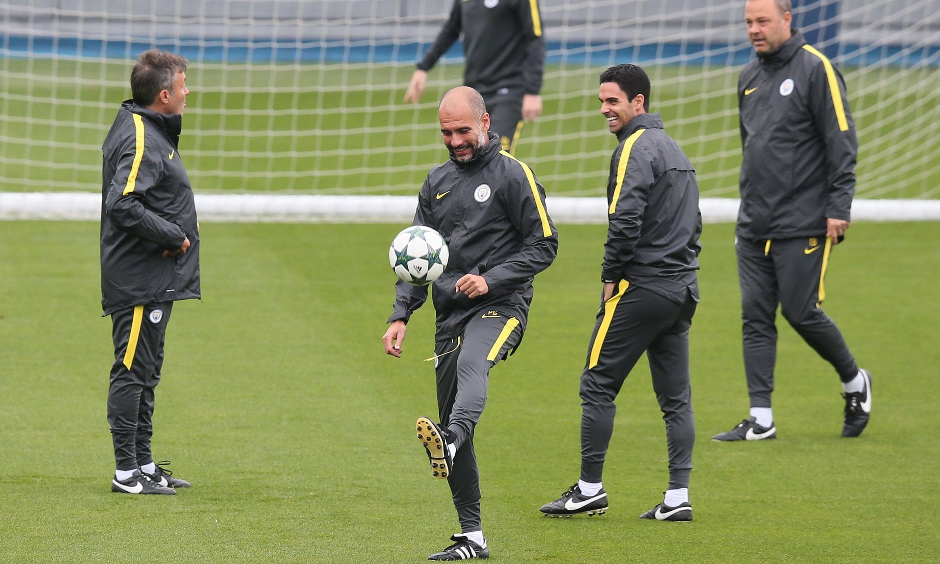 HLV Pep Guardiola tự tin trước trận gặp Celtic