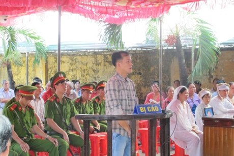 Quỵt tiền trúng đề, người ghi đề bị đoạt mạng