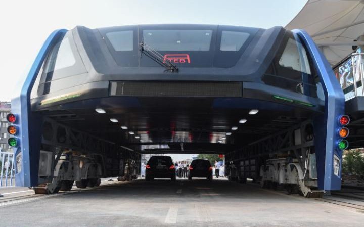 Trung Quốc thử nghiệm xe buýt có một không hai