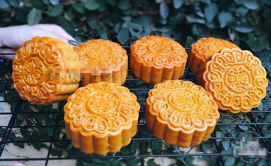 Làm thêm 1 tháng, phụ nữ công sở thu 200 triệu