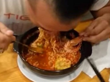 Đừng 'chết' vì sành điệu!