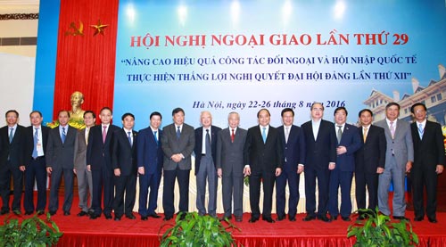 Ngoại giao kiến tạo để phát triển kinh tế