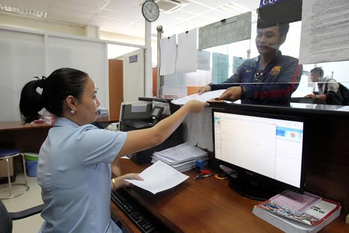 Lập đường dây nóng, tiêu cực có giảm?
