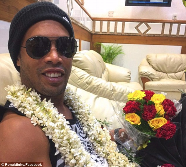 Ronaldinho chết hụt ở Ấn Độ
