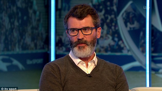 Roy Keane "xát muối" vào vết thương Arsenal