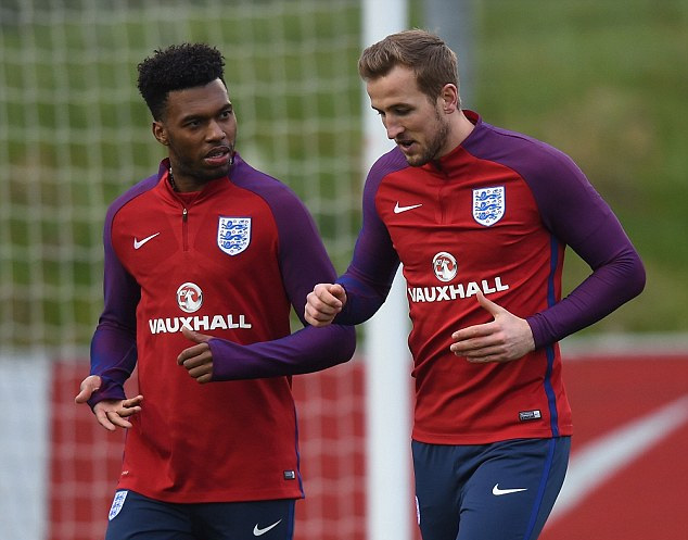 PSG chi 45 triệu bảng mua Sturridge