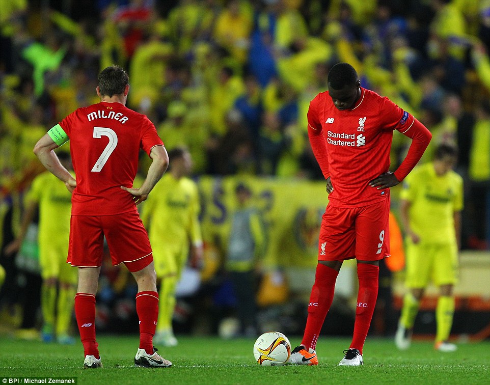 HLV Klopp cảnh báo sau khi Liverpool trắng tay phút bù giờ