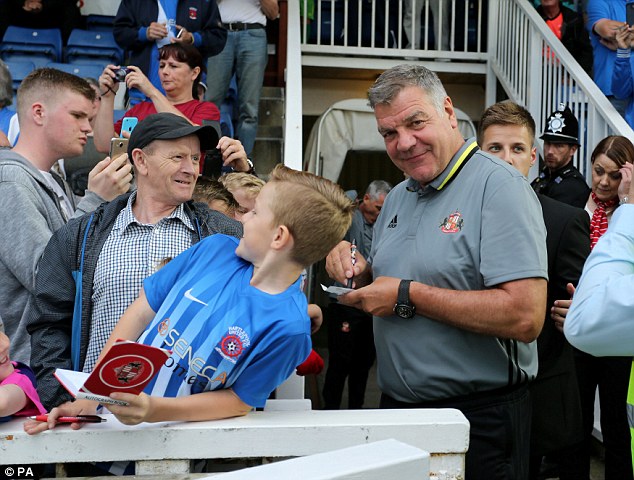 Sam Allardyce làm HLV trưởng tuyển Anh