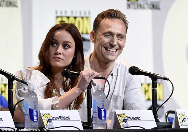 “Loki” Tom Hiddleston quảng bá phim quay tại Việt Nam