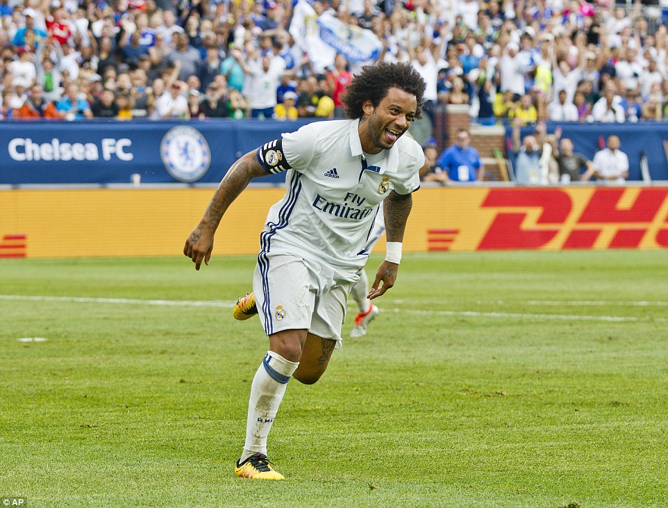 Marcelo ghi bàn như tiền đạo, Real thắng Chelsea 3-2