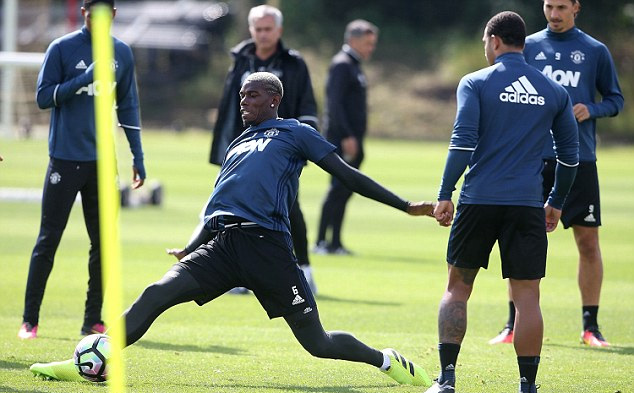 Fan M.U háo hức trước màn ra mắt của Pogba