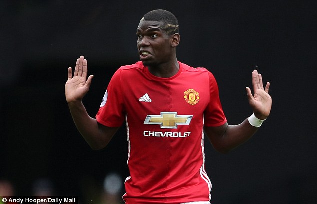 Pogba và Ibrahimovic không bị Mourinho khiển trách dù chơi mờ nhạt trong 3 trận thua vừa qua