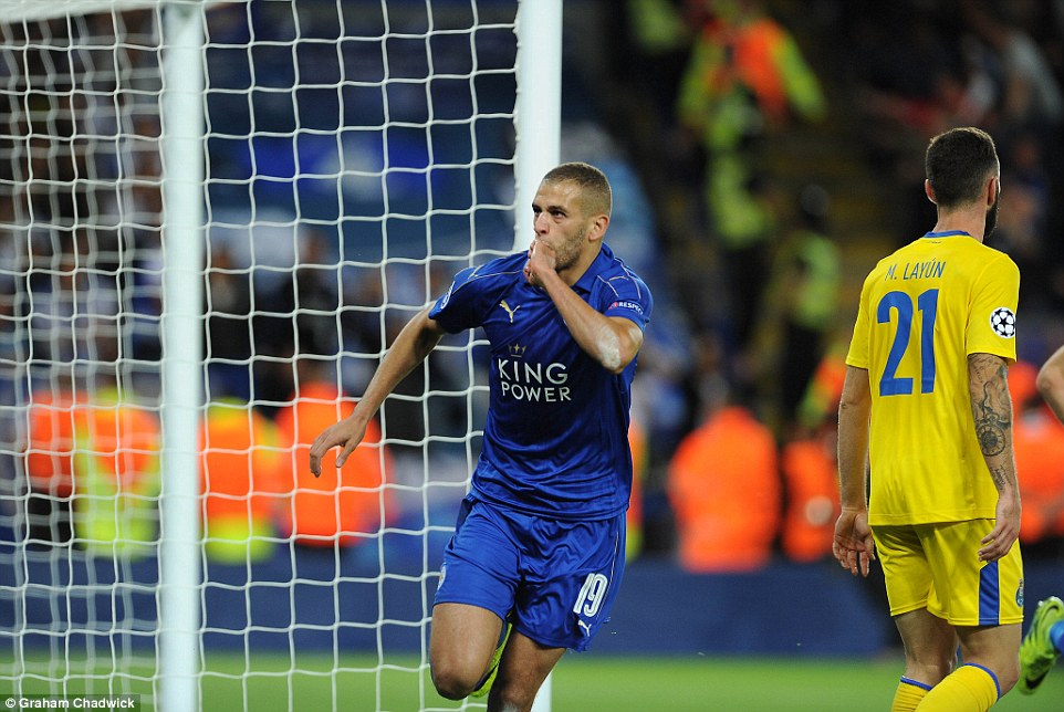 Slimani tỏa sáng, Leicester đánh bại Porto