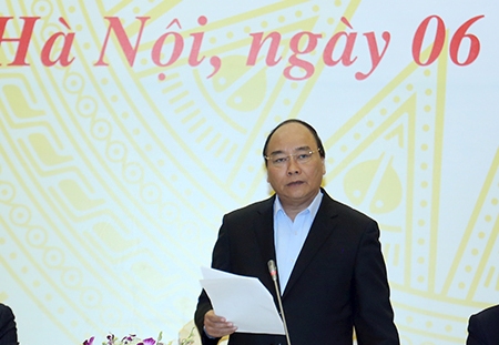 
Thủ tướng Nguyễn Xu&acirc;n Ph&uacute;c chủ tr&igrave; hội nghị trực tuyến to&agrave;n quốc triển khai c&ocirc;ng t&aacute;c sắp xếp, đổi mới doanh nghiệp nh&agrave; nước - Ảnh: Quang Hiếu
