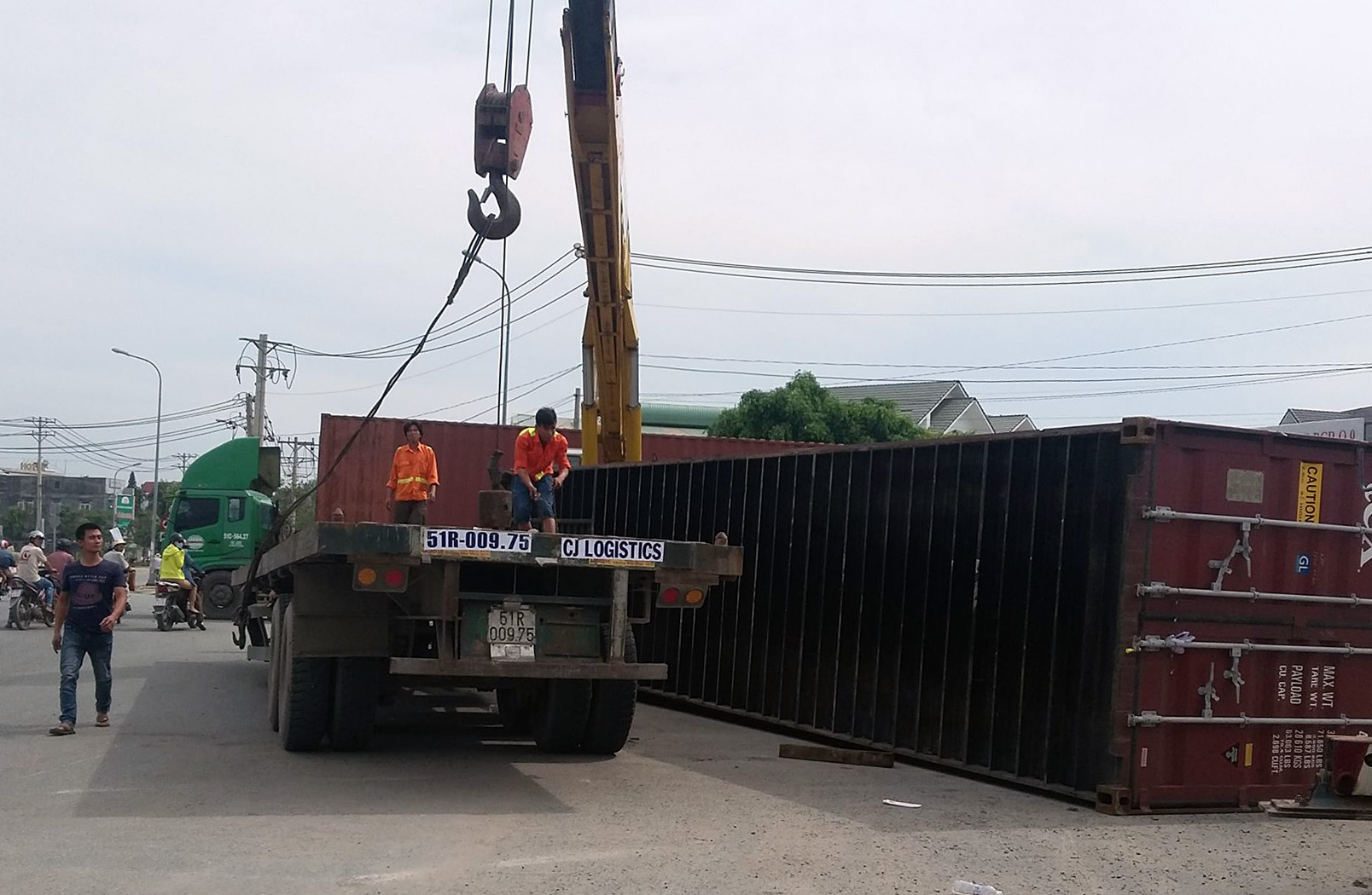 Hiện trường vụ tai nạn được giải quyết.