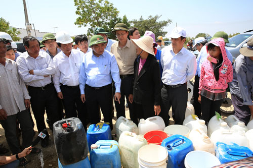Không để dân vùng hạn đói, khát