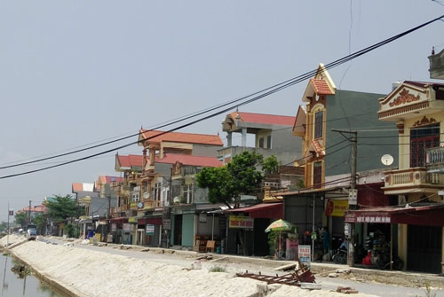 Xã, thôn đua nhau bán đất