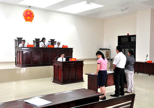 Đà Nẵng: Khởi kiện 15 “nhân tài”