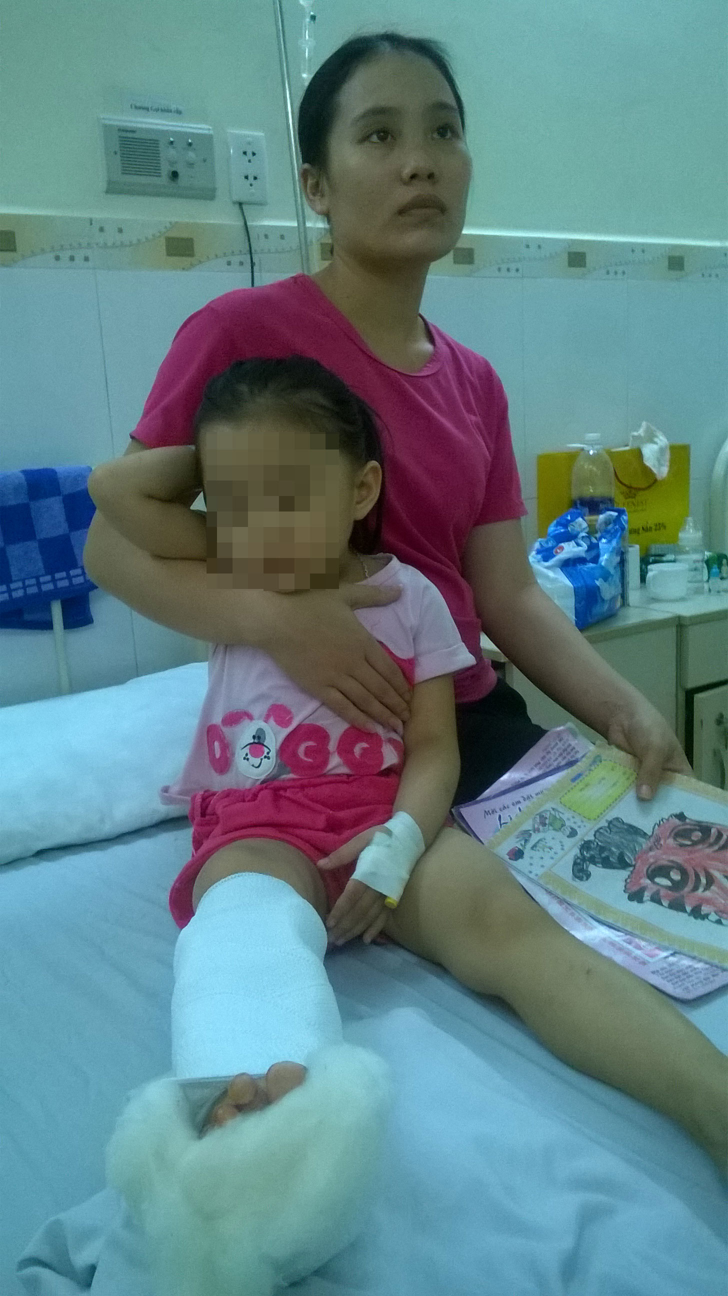 Khởi tố vụ truy sát cả gia đình, chém bé gái 3 tuổi