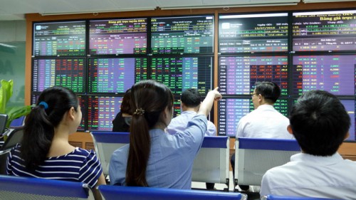 Thời chứng khoán “điên đảo” vì quỹ ETF đang trở lại