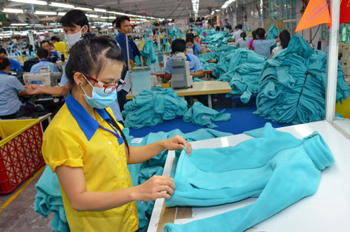 Bớt 1 ngày thủ tục, lợi 1 tỉ USD