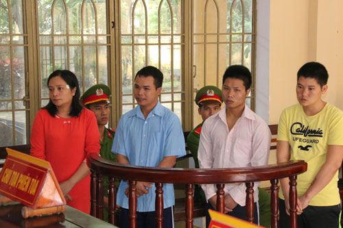 Chủ hầm vàng “chui” lãnh 30 tháng tù