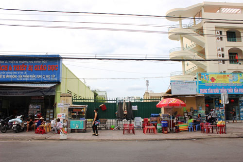 Cắt một phần sân bay làm bãi đỗ xe