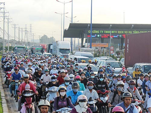 TP HCM ngày càng ngột ngạt: Áp lực về giao thông