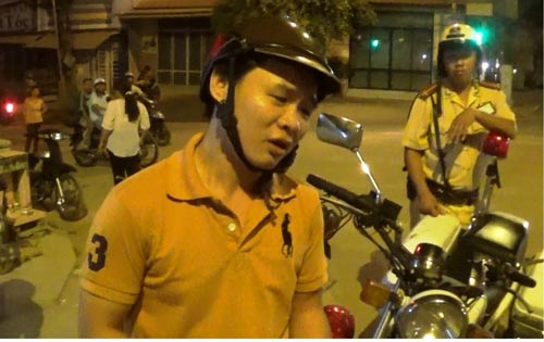 “Sóng ngầm” ở hồ Con Rùa: Truy bức con nợ?