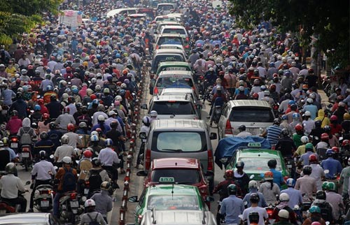 Mắc kẹt trong “ma trận” lô cốt