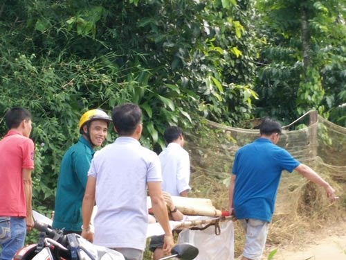Chìm xuồng trên sông, 4 người tử nạn