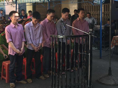 Đánh chết bạn tù, nhóm “đại bàng” lãnh án