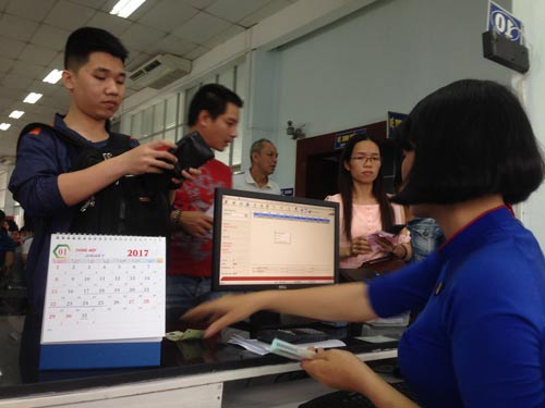 Vẫn khan hiếm vé tàu Tết về miền Trung