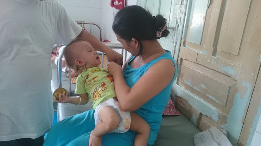 Khốn đốn vì con thơ bị suy tủy